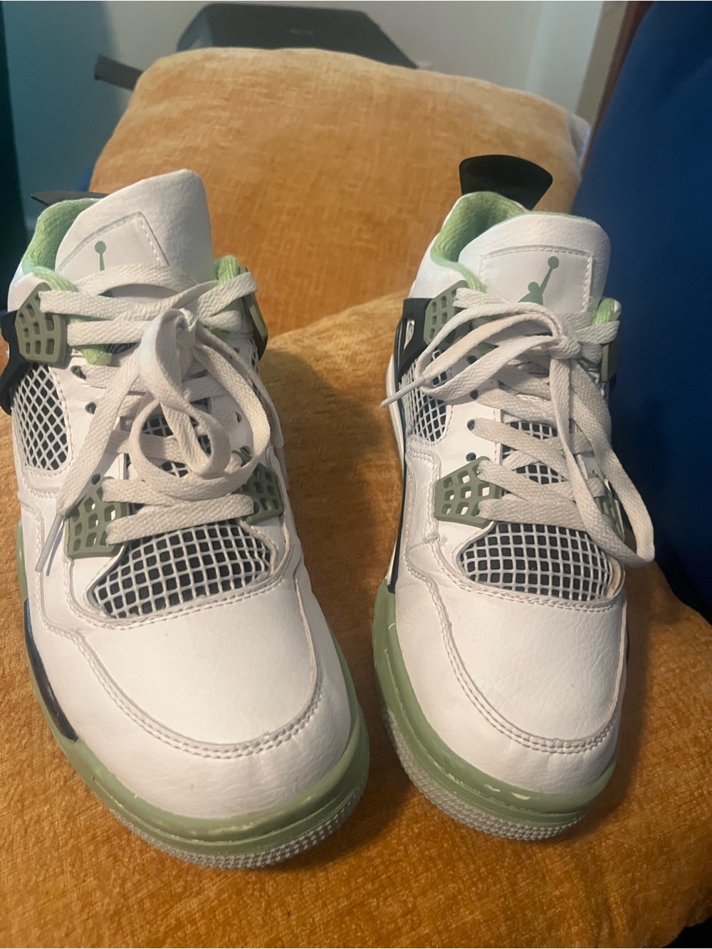 Jordan Men's White and Light Green Athletic Sneakers